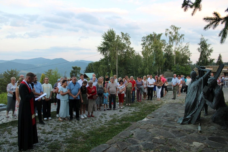 Pielgrzymka z Łąkty do Pasierbca