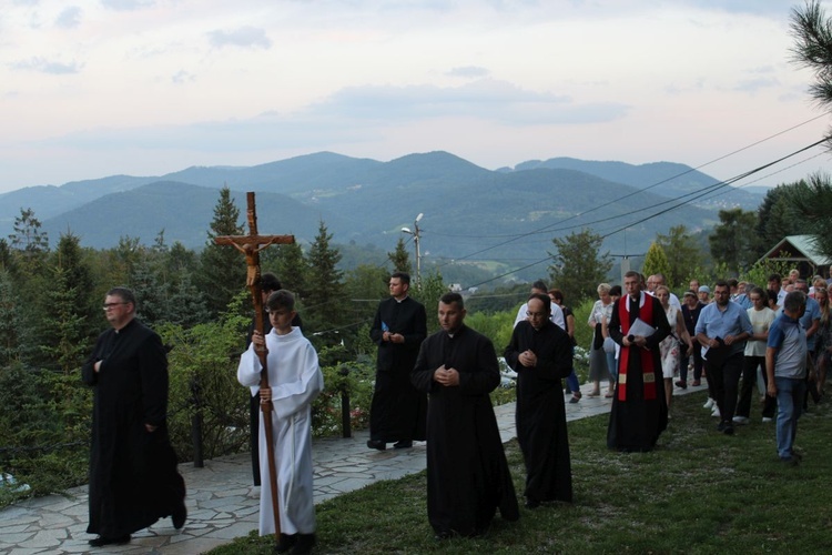 Pielgrzymka z Łąkty do Pasierbca