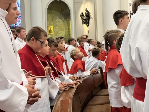 Abp Galbas do służby liturgicznej: Ministrantem nie jest się tylko przy ołtarzu