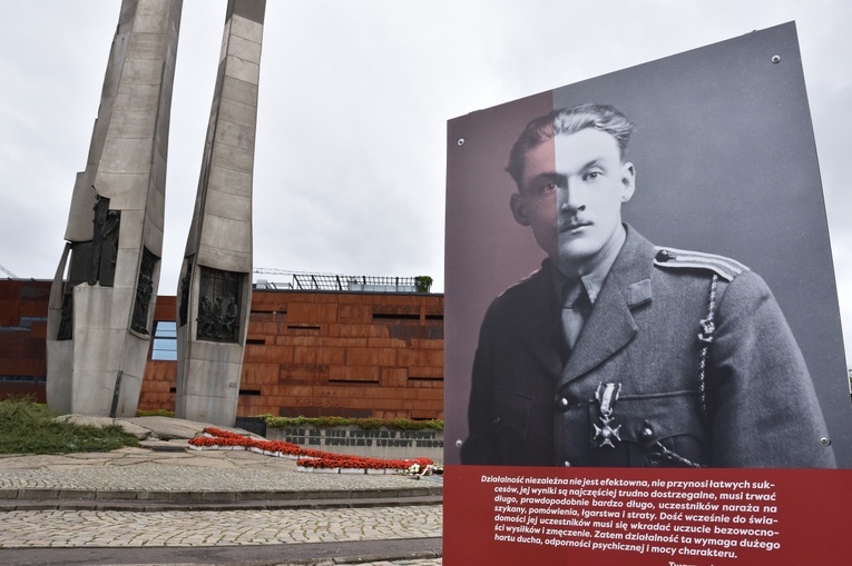 Otwarcie wystawy IPN o Lechu Bądkowskim