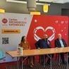 Katowice. Caritas Archidiecezji Katowickiej przekaże 1500 tornistrów