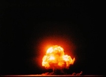 Stolica Apostolska przeciwko powrotowi do testów bomb atomowych