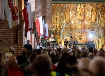 Msza św. w bazylice św. Brygidy w Gdańsku zgromadziła tłumy wiernych.