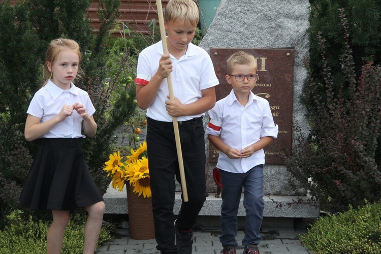 Wielogłowy. Droga Krzyżowa na Górę Kożuch