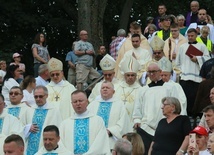 Uroczystościom przewodniczył bp Stanisław Dowlaszewicz, któremu towarzyszyli biskupi lubelscy.