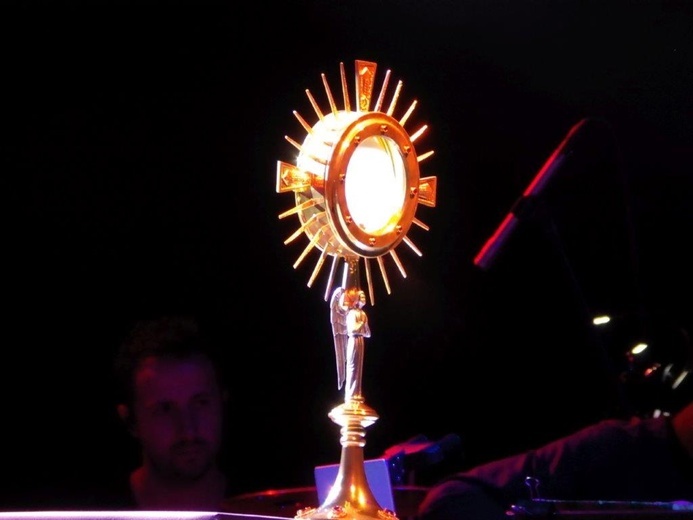 Modlitwa i koncert na roozpoczęcie odpustu Matki Bożej Pocieszenia