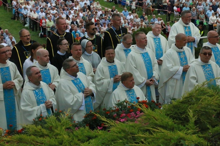 Uroczystości u Matki Bożej Kębelskiej