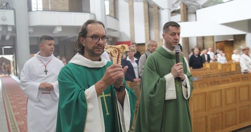 Lubin. Przekazanie relikwii męczenników z Pariacoto