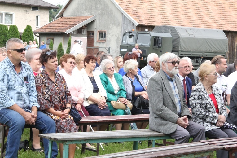 Kwiatoń. Cerkiew z listy UNESCO