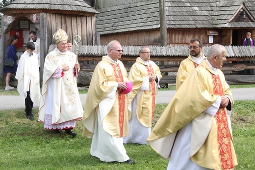 Kwiatoń. Cerkiew z listy UNESCO