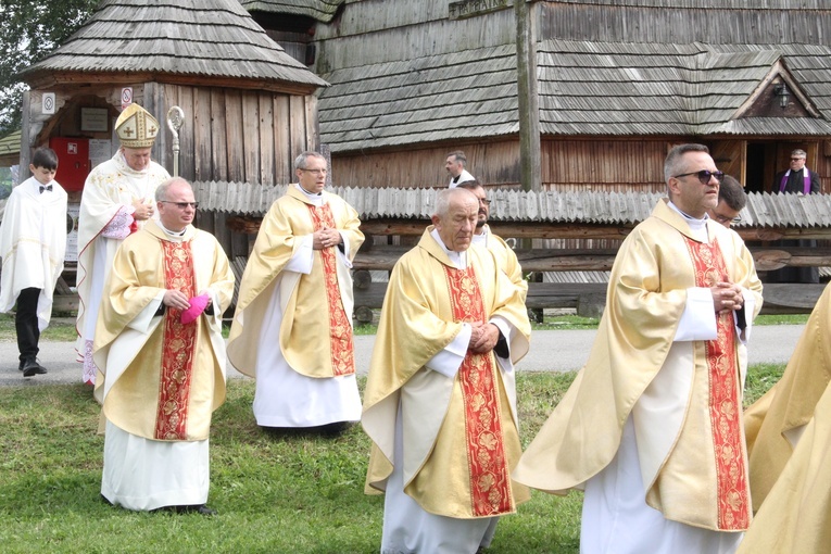 Kwiatoń. Cerkiew z listy UNESCO