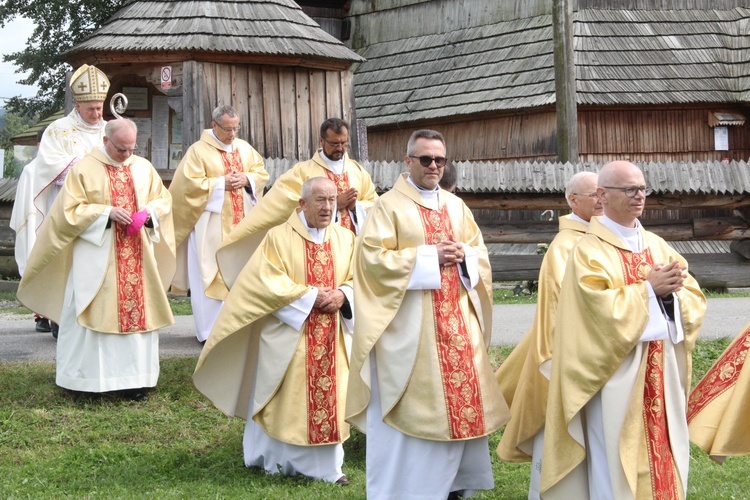 Kwiatoń. Cerkiew z listy UNESCO