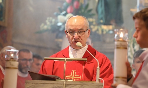Proboszcz czanieckiej parafii ks. kan. Wiesław Ostrowski dziękował za wspólną modlitwę.