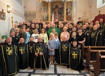 Dwie nowe chorągwie Zakonu Rycerzy św. Jana Pawła II w diecezji tarnowskiej