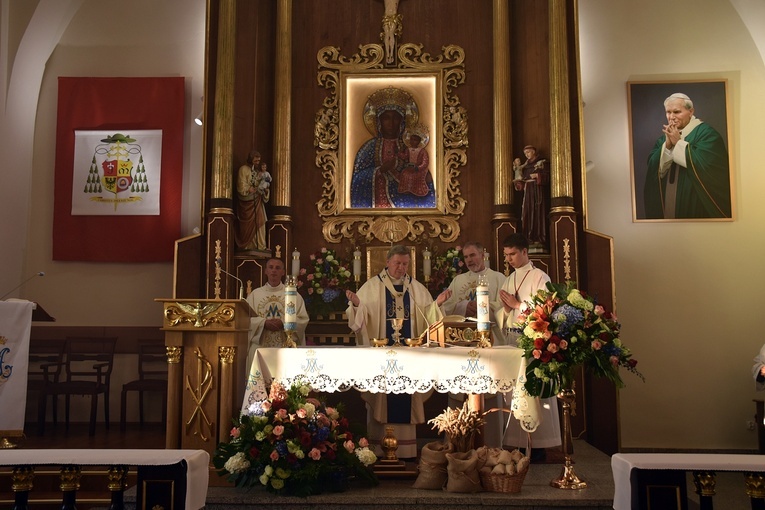 Odpust w parafii Narodzenia NMP w Smolcu