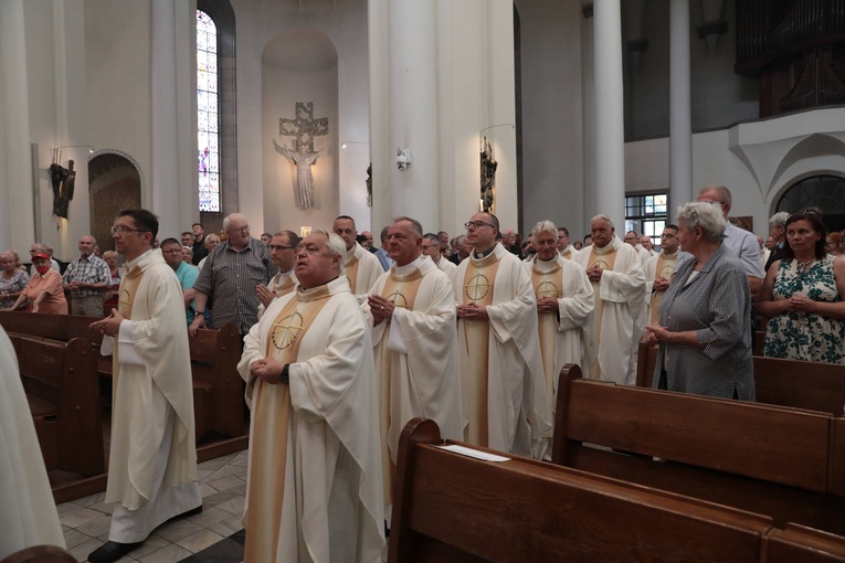 100 lat „Gościa Niedzielnego” – Msza św. w katowickiej archikatedrze, cz. II