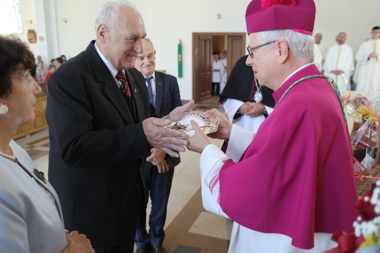 Poświęcenie nowej świątyni w Lubinie