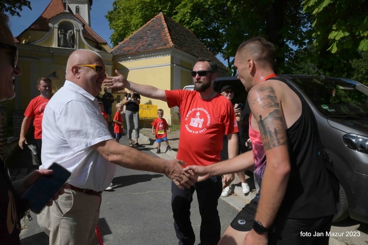 W Żaganiu pobiegli do Bożego Grobu