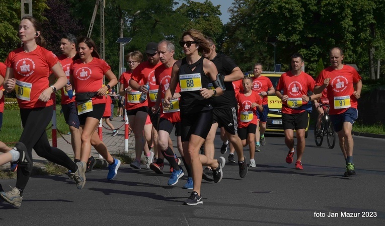 W Żaganiu pobiegli do Bożego Grobu