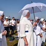 Beatyfikacja rodziny Ulmów w Markowej - pielgrzymi z całej Polski na Mszy św.