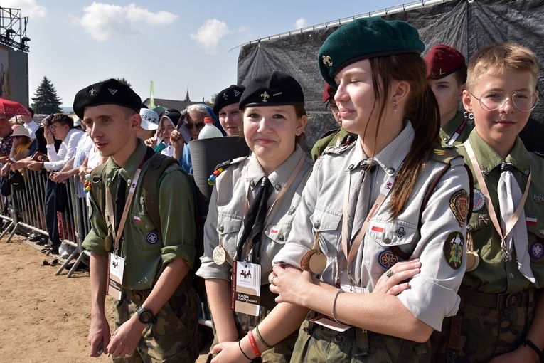 Beatyfikacja rodziny Ulmów w Markowej - pielgrzymi z całej Polski na Mszy św.