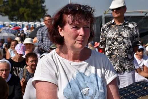 Beatyfikacja rodziny Ulmów w Markowej - pielgrzymi z całej Polski na Mszy św.
