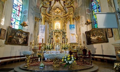 Pszów. Abp Adrian Galbas na uroczystości z okazji 300-lecia obecności obrazu NMP 