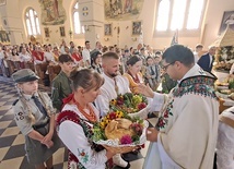 Dożynki Parafialne w Miętustwie