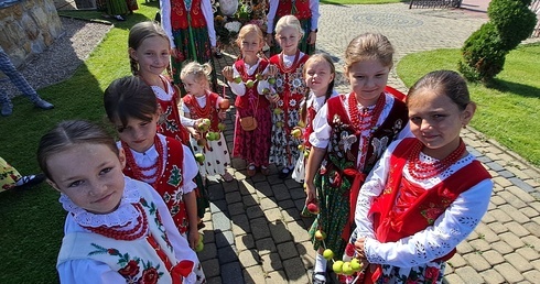 Miętustwo. Dożynki parafialne - jest za co dziękować!