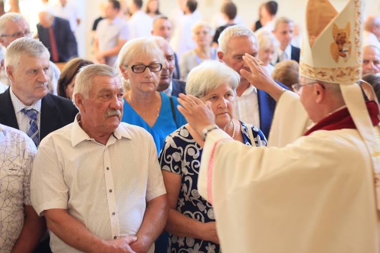 Pielgrzymka złotych jubilatów małżeńskich