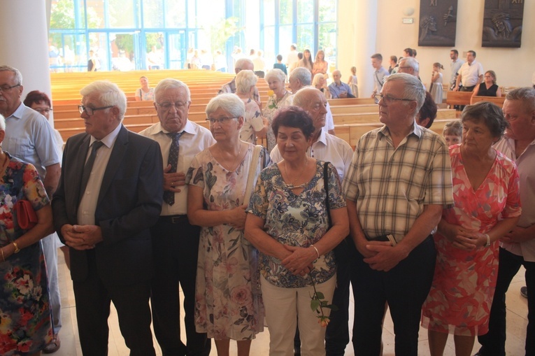 Pielgrzymka złotych jubilatów małżeńskich