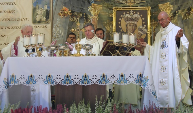 Abp Galbas: Dziękujemy za Maryję i za Pszów