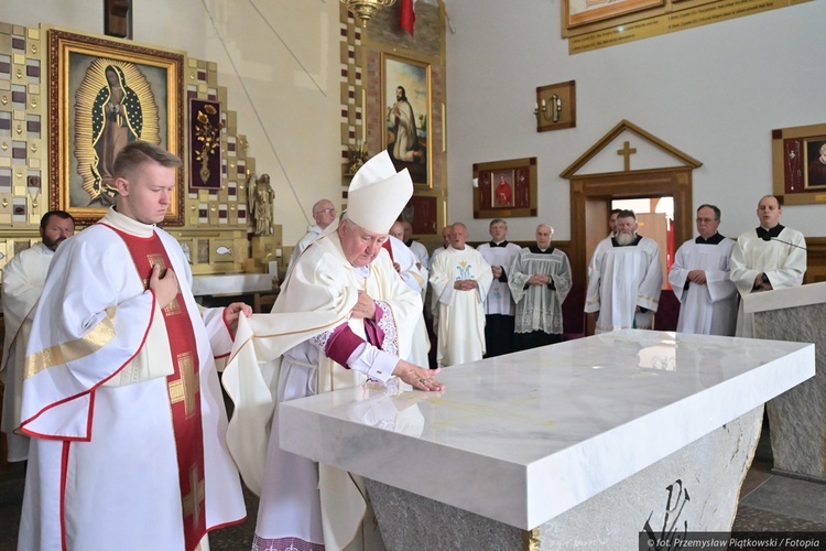 Konsekracja kościoła w Budach Barcząckich