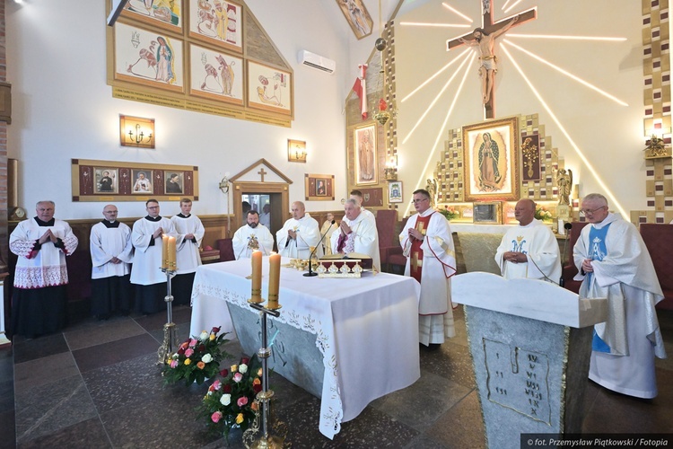 Konsekracja kościoła w Budach Barcząckich