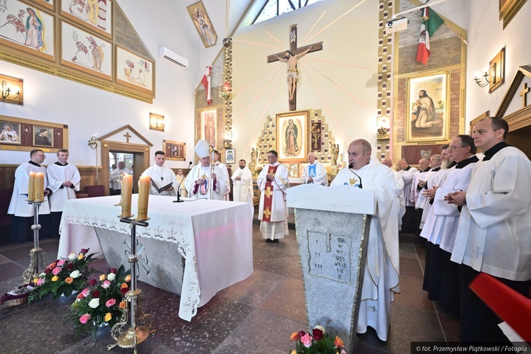 Konsekracja kościoła w Budach Barcząckich