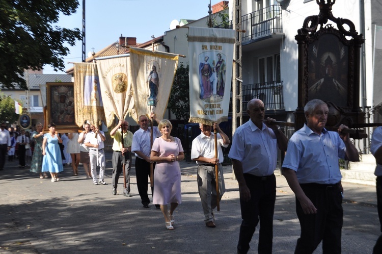 Żuromin. Odpust i dożynki