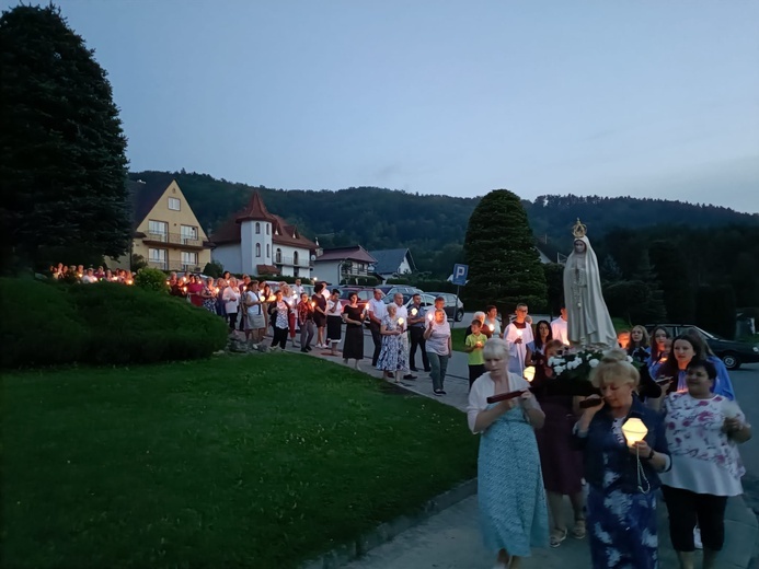 Nabożeństwo fatimskie w Gródku nad Dunajcem