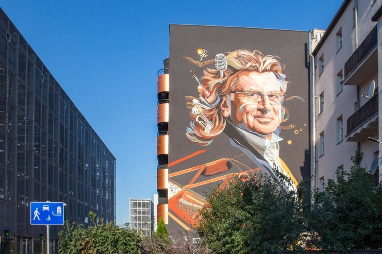 Katowice. Mural ze Zbigniewem Wodeckim odsłonięty