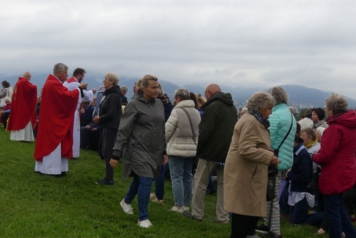 Msza św. za Bielsko-Białą pod Krzyżem na Trzech Lipkach - 2023