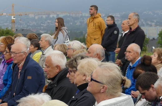 Msza św. za Bielsko-Białą pod Krzyżem na Trzech Lipkach - 2023