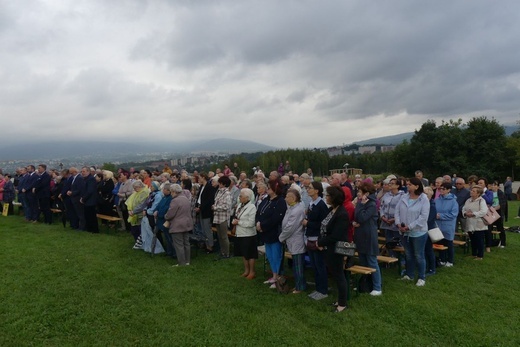 Msza św. za Bielsko-Białą pod Krzyżem na Trzech Lipkach - 2023