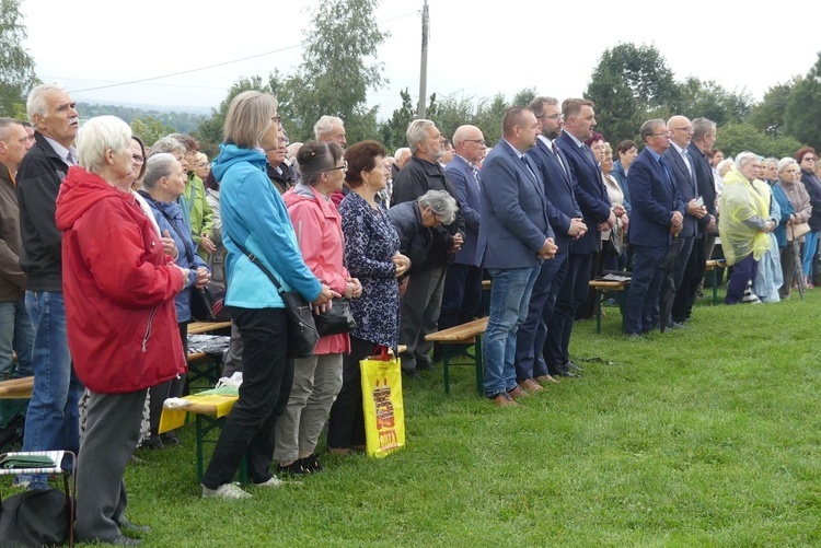 Msza św. za Bielsko-Białą pod Krzyżem na Trzech Lipkach - 2023