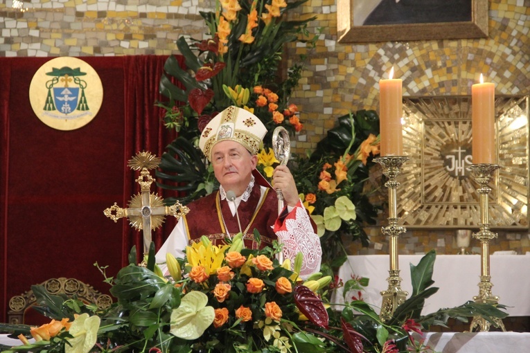 Tarnów. 25-lecie parafii filipinów