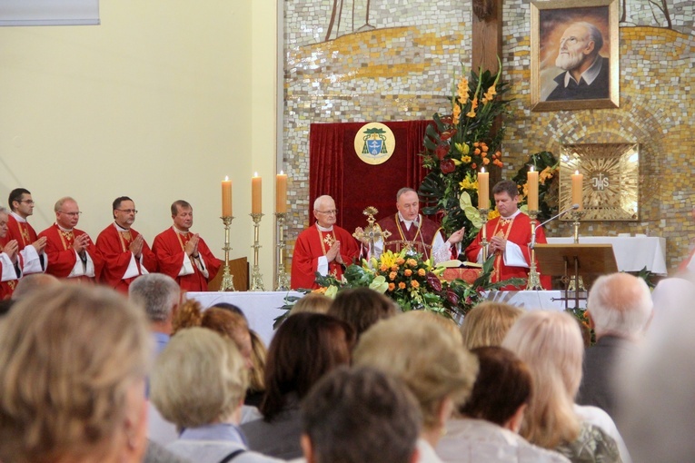 Tarnów. 25-lecie parafii filipinów