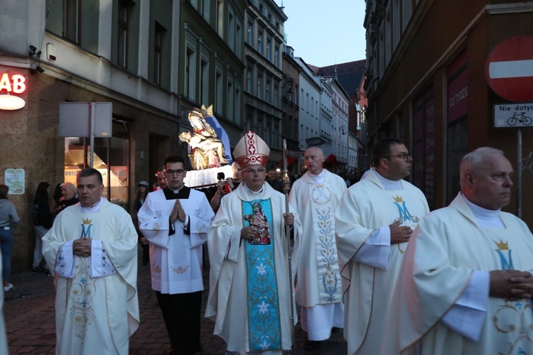 Odpust w sanktuarium Matki Bożej Bolesnej w Wałbrzychu
