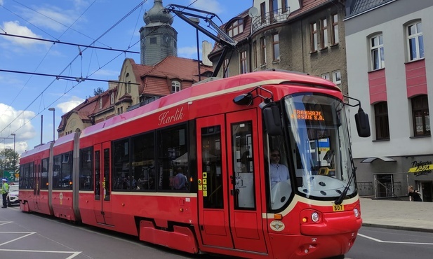 Zabrze. Do Mikulczyc wracają tramwaje. Od poniedziałku [18.09] po torch będą jeździć cztery zawieszone wcześniej linie