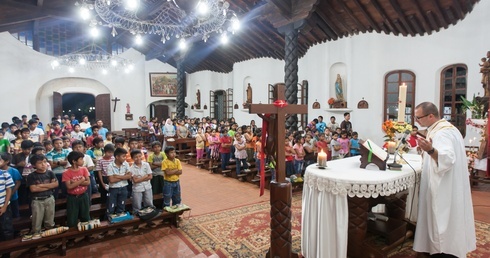 Boliwia: trwają prace nad stworzeniem obrządku amazońskiego w Kościele katolickim 