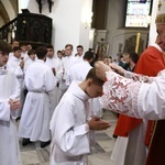 Wręczenie krzyży ceremoniarza