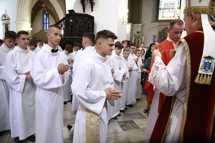 Wręczenie krzyży ceremoniarza