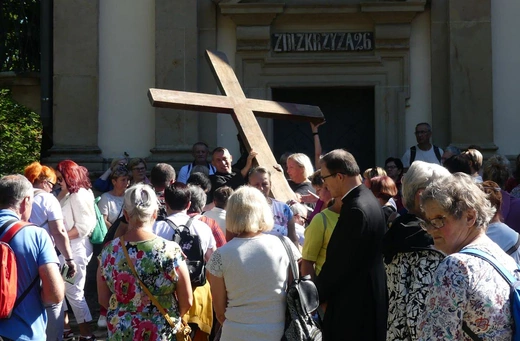 15. Diecezjalna Pielgrzymka Rodzin do Kalwarii Zebrzydowskiej 2023 - Droga krzyżowa
